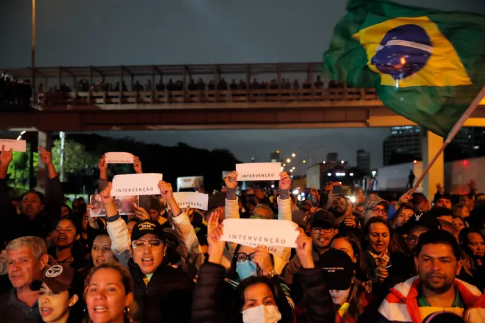 Visa Delays Spark Protests Across Brazil: A Deeper Look