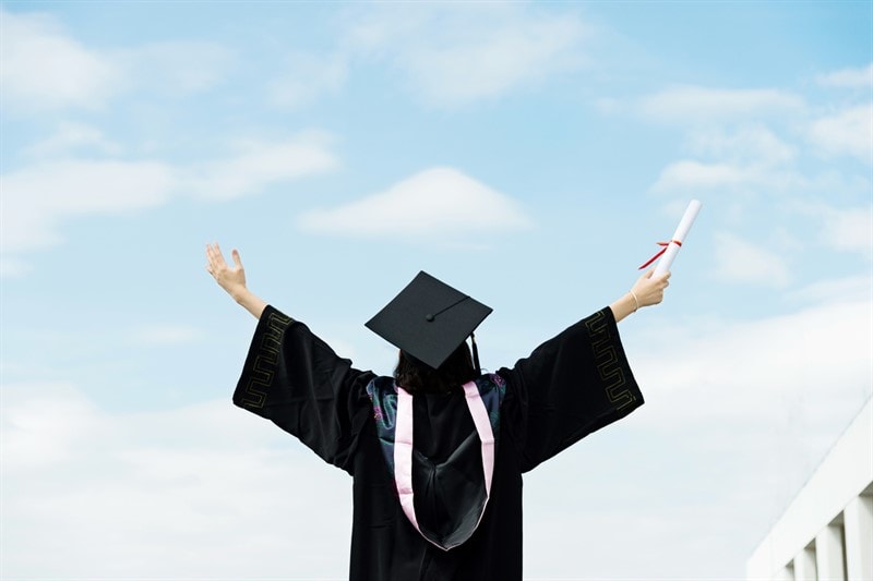 How to Land a Great Job Immediately After Graduation