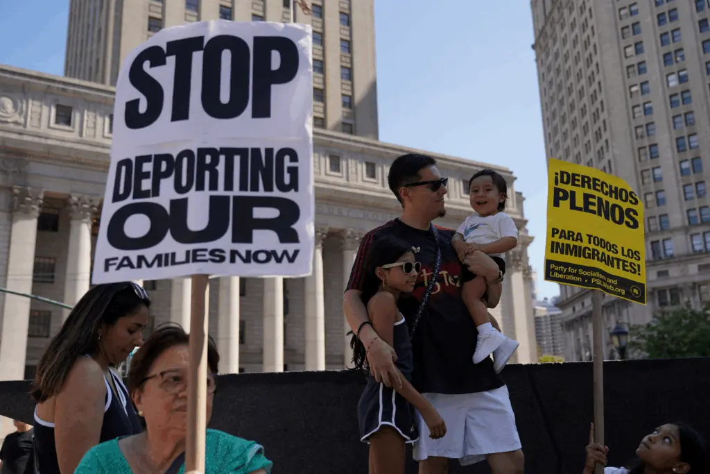 Navigating New Horizons: Immigration, Visas, and Cultural Adaptation in 2025